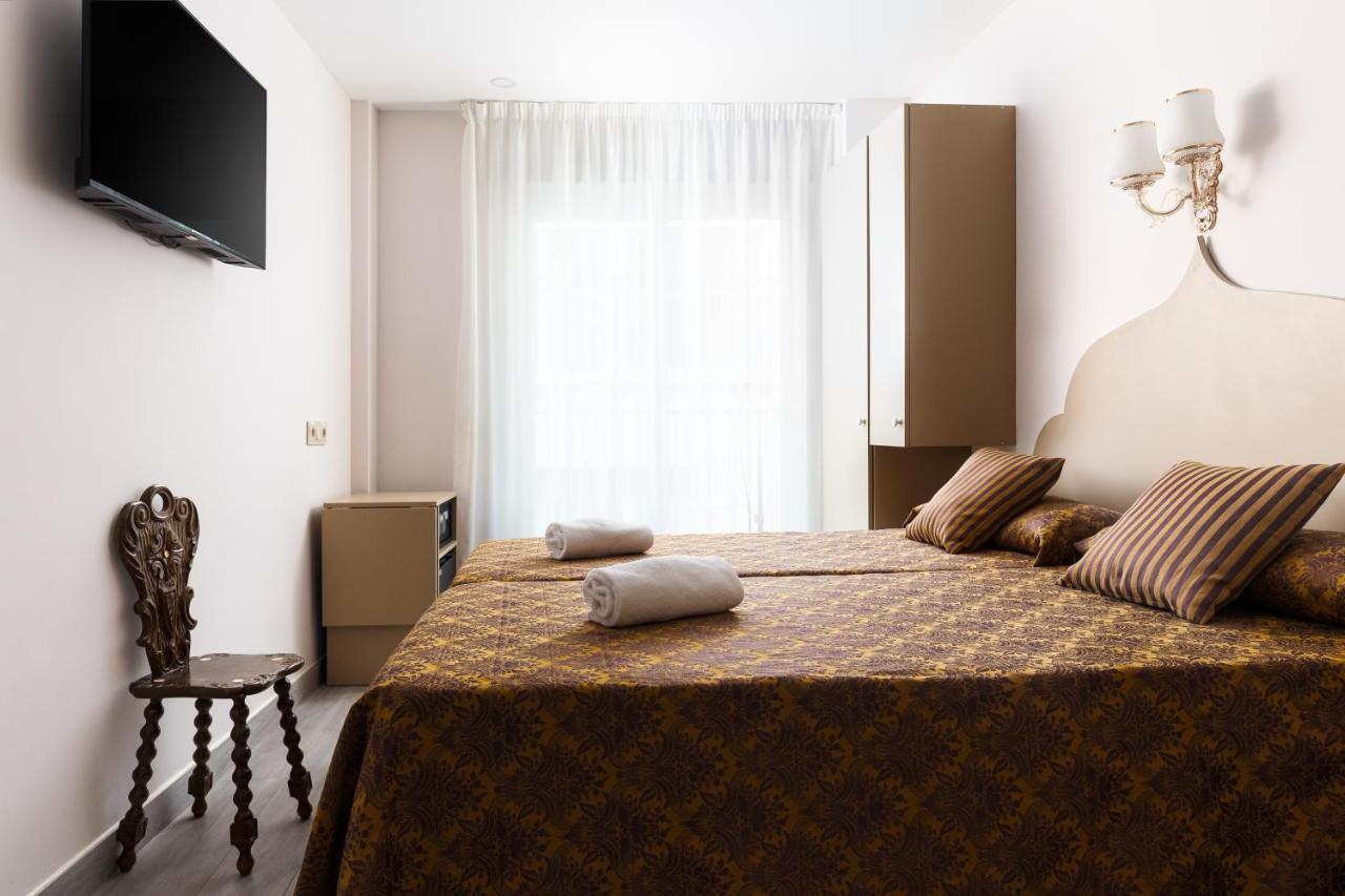 Clopy Rocamar Hotel Benidorm Luaran gambar